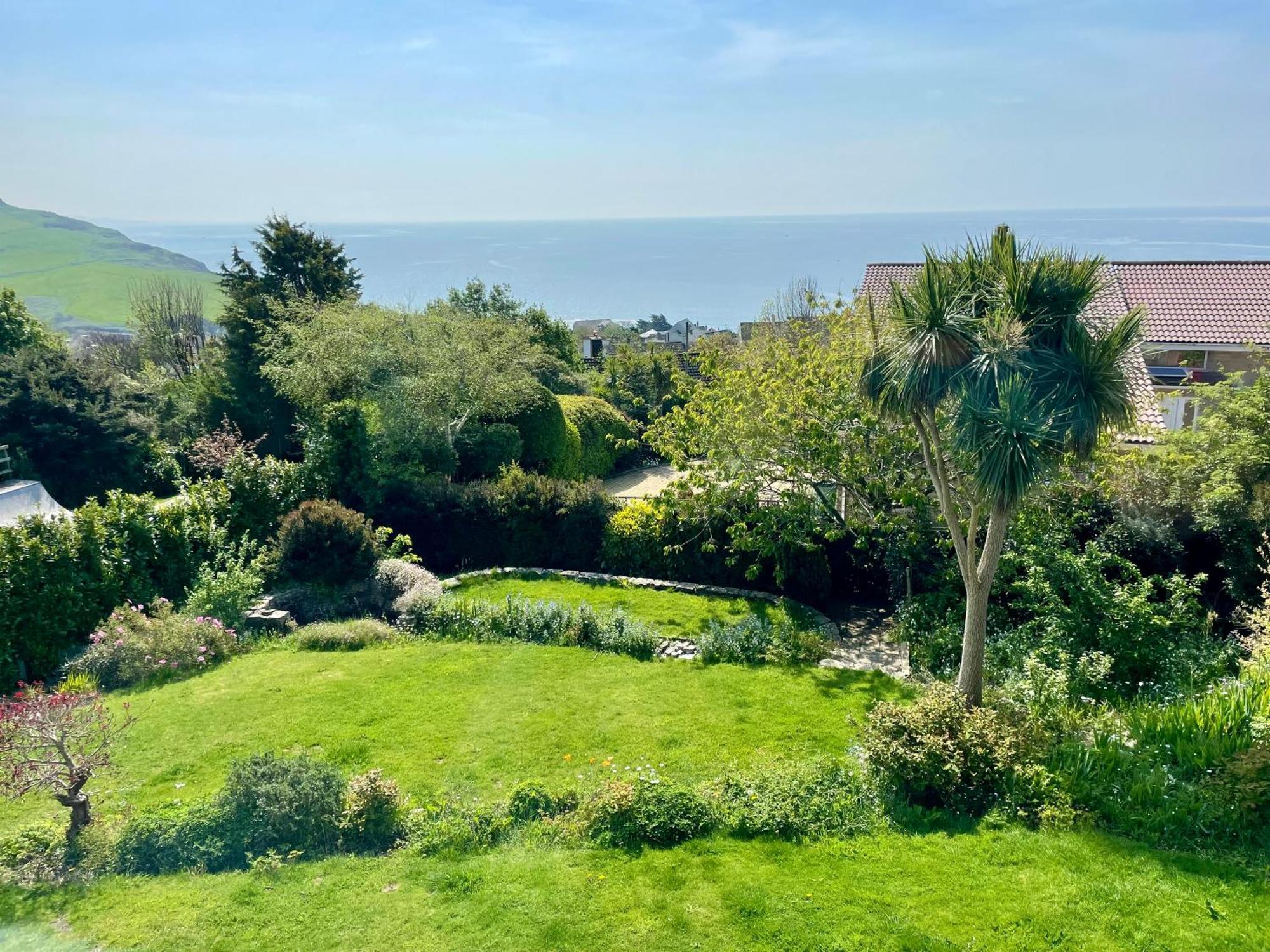 Stunning Charmouth Property With Bay Views! Ngoại thất bức ảnh