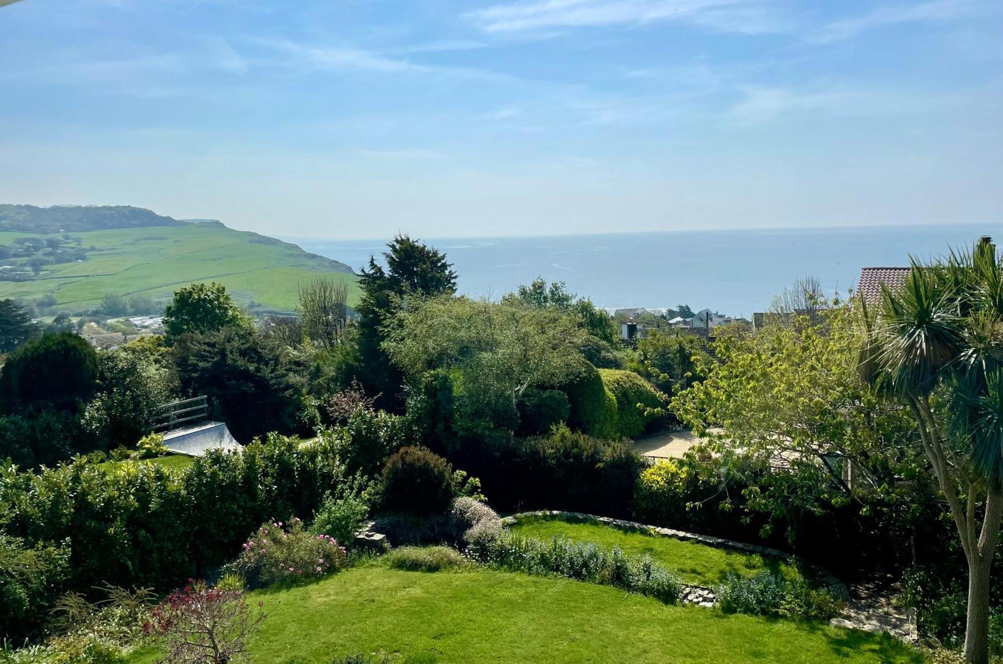 Stunning Charmouth Property With Bay Views! Ngoại thất bức ảnh